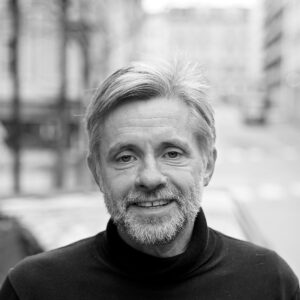 Portrettbilde av utvalgsmedlem Mads Greaker