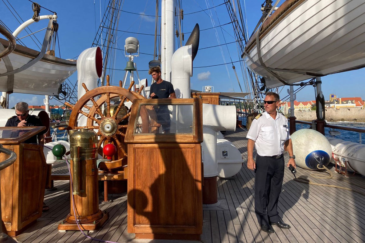 UNDP Blue Resilience raises awareness of fisheries crime as part of the One Ocean Expedition’s Curacao-Jamaica leg